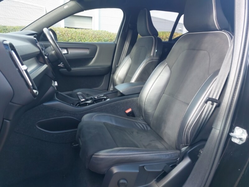 Used Volvo XC40 2021 for sale - 76199230: Photo 5