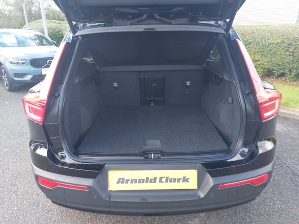 Used Volvo XC40 2021 for sale - 76199230: Photo 8