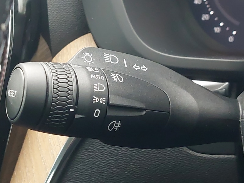 Used Volvo XC60 2025 for sale - 77299625: Photo 17