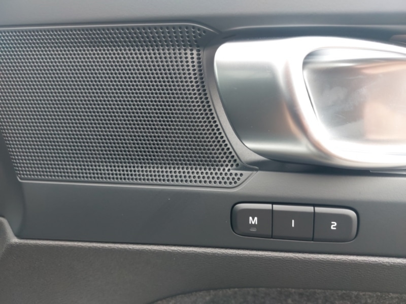 Used Volvo XC40 2025 for sale - 76150572: Photo 14