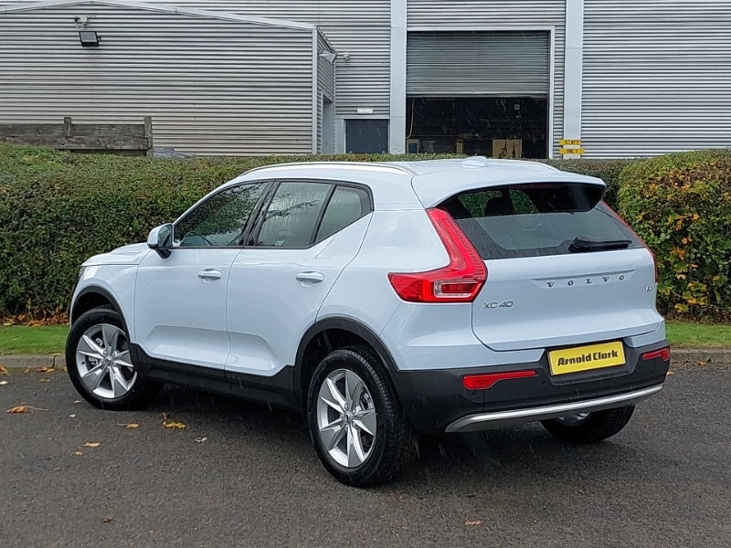 Used Volvo XC40 2025 for sale - 76721371: Photo 3