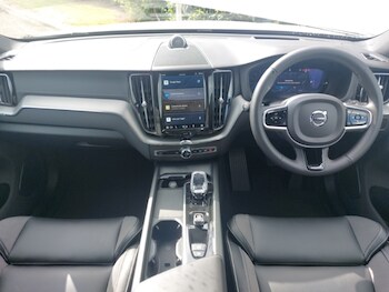 Used Volvo XC60 2024 for sale - 75687082: Photo