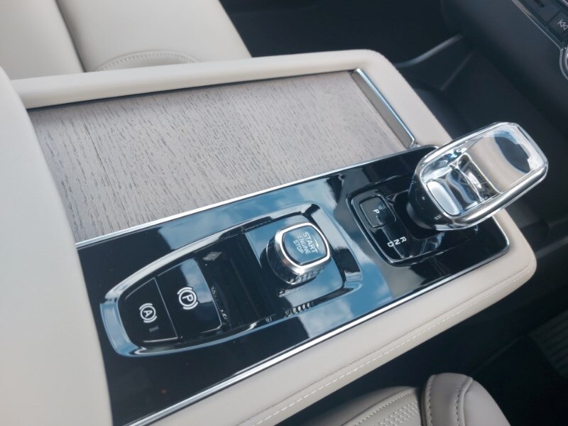 2025 Volvo XC90 2.0 B5P Plus Dark 5dr AWD Geartronic Estate Petrol Automatic - Picture 19 of 19