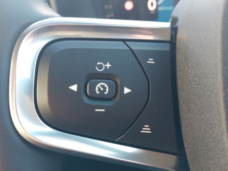 Used Volvo XC40 2024 for sale - 78125644: Photo 15