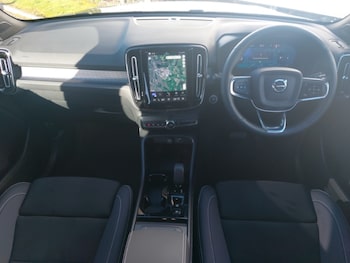 Used Volvo XC40 2024 for sale - 78125644: Photo