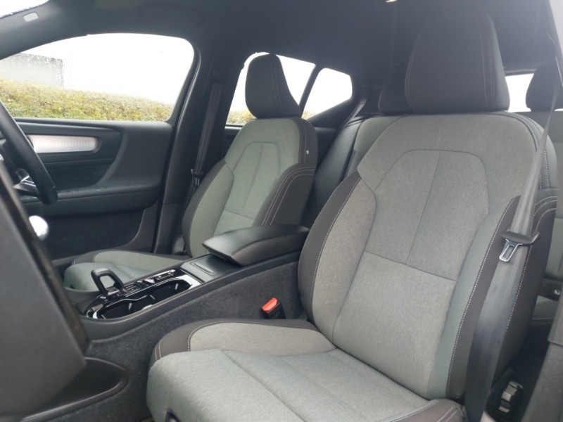 Used Volvo XC40 2023 for sale - 76478943: Photo 5