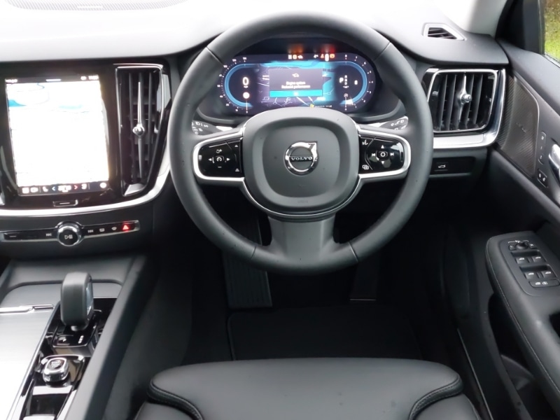 Used Volvo V60 2025 for sale - 77338561: Photo 7