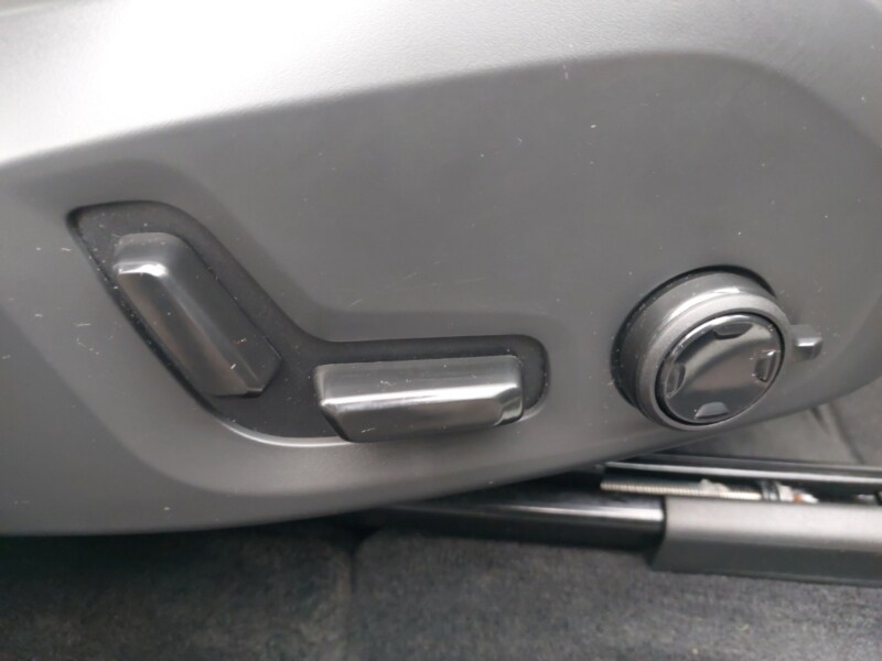 Used Volvo XC60 2023 for sale - 76763982: Photo 12