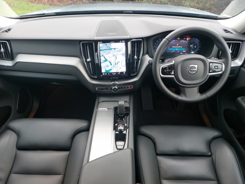 Used Volvo XC60 2023 for sale - 76763982: Photo 2