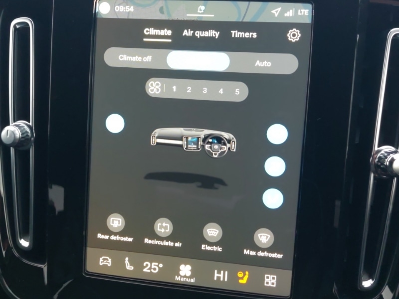 Used Volvo XC40 2025 for sale - 77141422: Photo 15