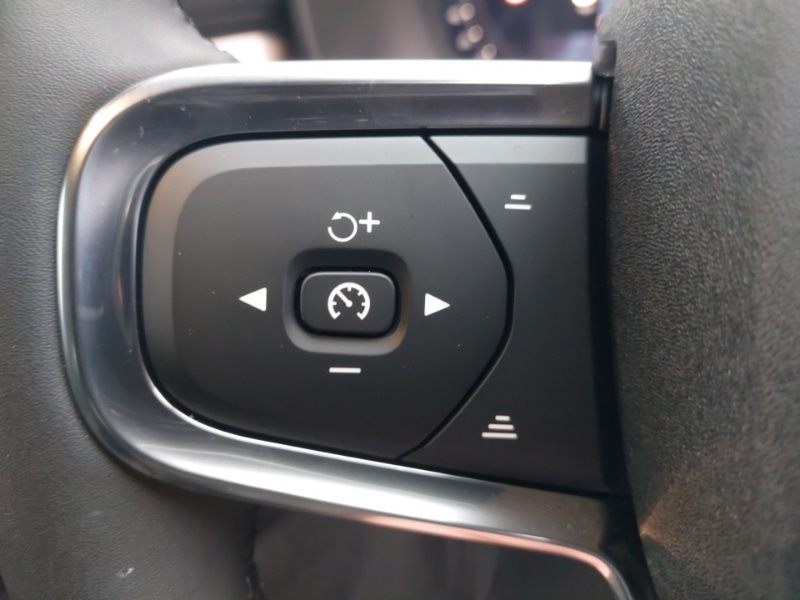 Used Volvo XC40 2025 for sale - 77141422: Photo 16