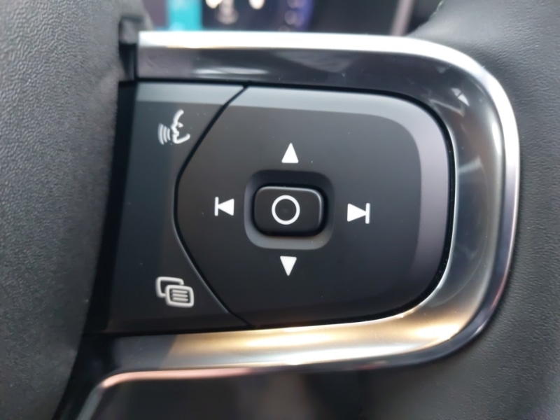 Used Volvo XC40 2025 for sale - 77141422: Photo 17