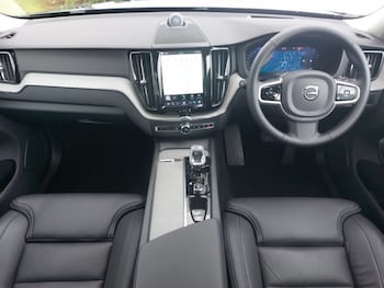 Used Volvo XC60 2025 for sale - 78489991: Photo