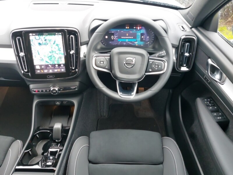 Used Volvo XC40 2025 for sale - 77815877: Photo 7