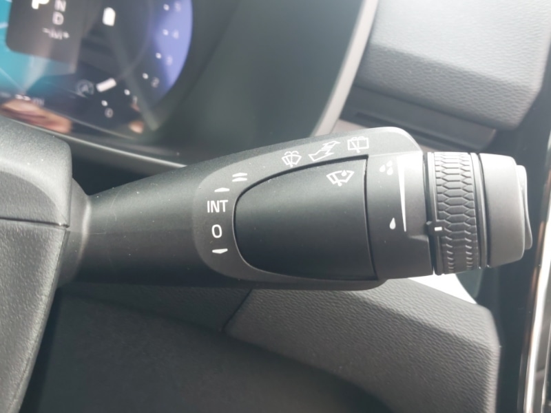Used Volvo XC40 2025 for sale - 75914346: Photo 16