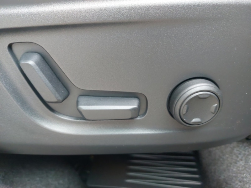 Used Volvo XC40 2025 for sale - 75914346: Photo 18