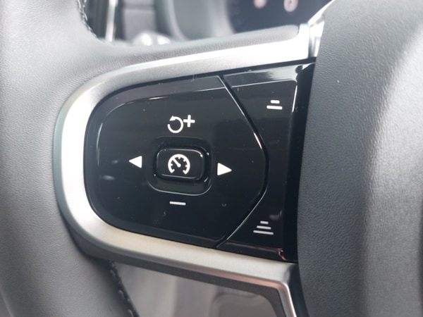 Used Volvo XC90 2025 for sale - 75362438: Photo 16