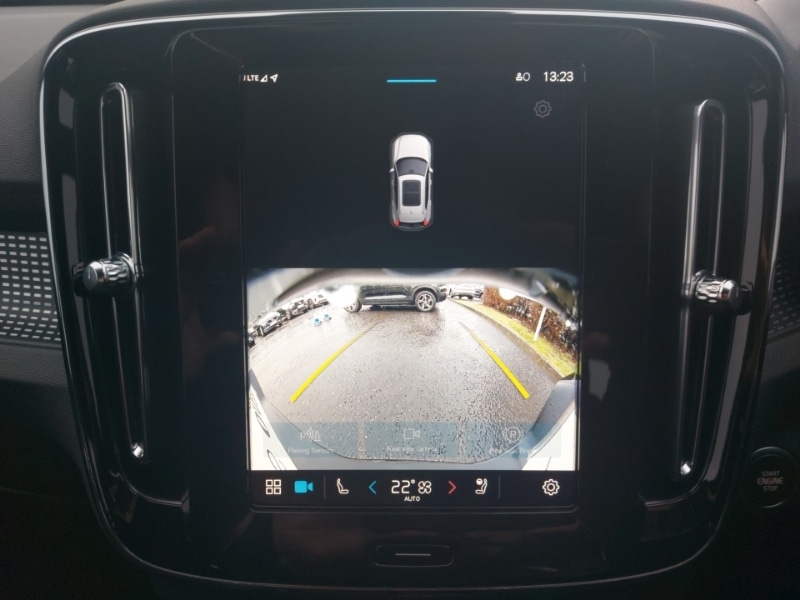 Used Volvo XC40 2025 for sale - 77018658: Photo 10