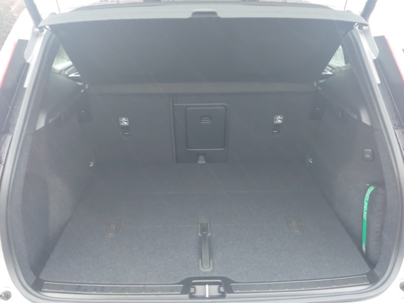 Used Volvo XC40 2025 for sale - 77018658: Photo 8