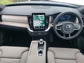 Used Volvo XC90 2025 for sale - 78317957: Photo