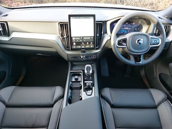 Used Volvo XC60 2025 for sale - 77307996: Photo