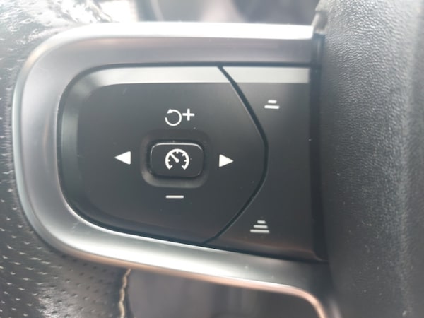 Used Volvo XC40 2021 for sale - 75550932: Photo 16