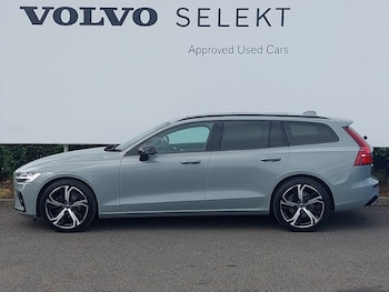 Used Volvo V60 2025 for sale - 79529357: Photo