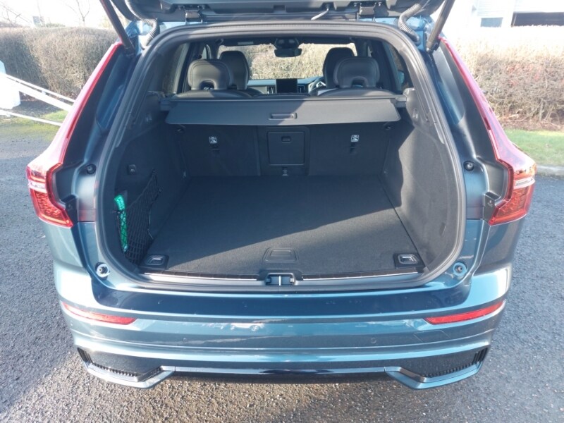 Used Volvo XC60 2025 for sale - 77466299: Photo 8