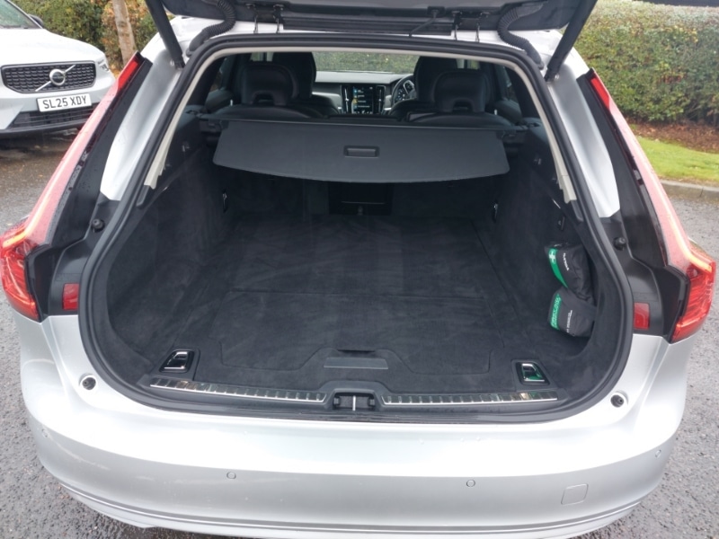 Used Volvo V90 2021 for sale - 76456107: Photo 8