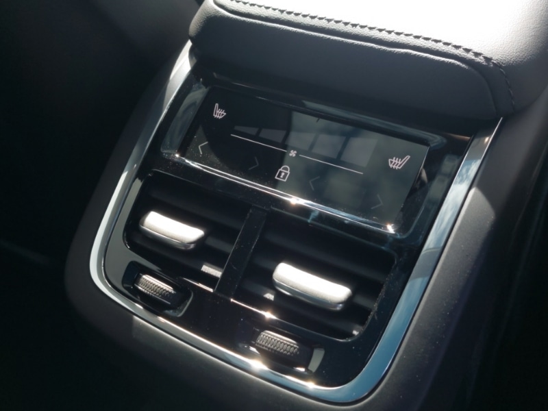 Used Volvo V60 2025 for sale - 78125643: Photo 10