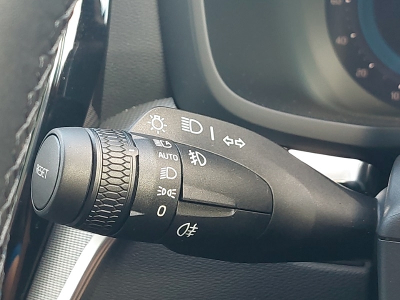 Used Volvo V60 2025 for sale - 78125643: Photo 13