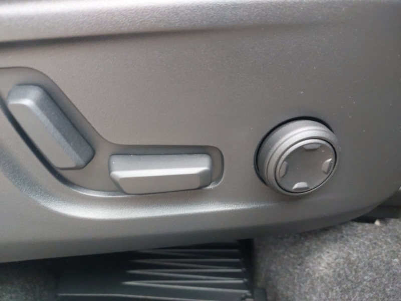 Used Volvo XC40 2025 for sale - 75914361: Photo 13