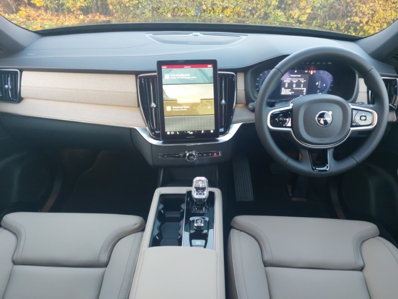 Used Volvo XC90 2025 for sale - 76506723: Photo 2