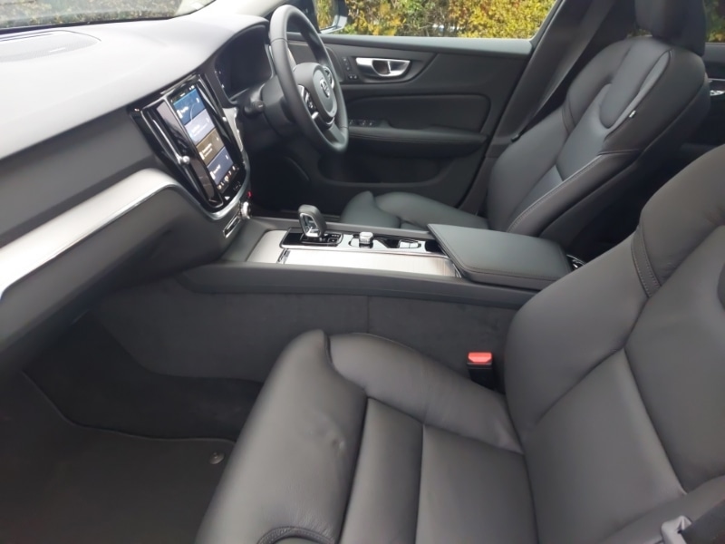 Used Volvo V60 2025 for sale - 76478946: Photo 5