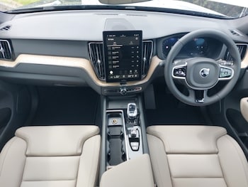 Used Volvo XC60 2025 for sale - 75309477: Photo