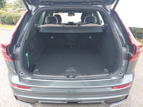 Used Volvo XC60 2025 for sale - 75309477: Photo 8