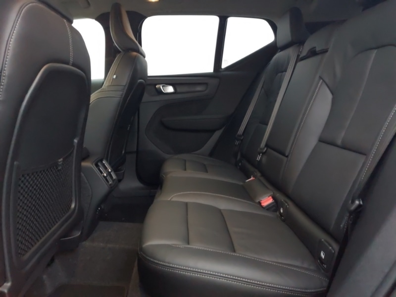 Used Volvo XC40 2025 for sale - 76987261: Photo 6