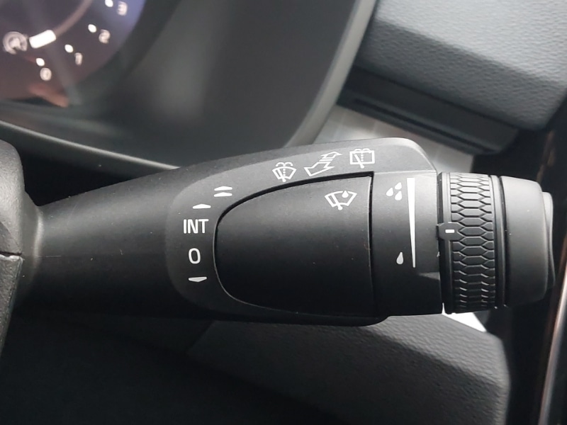 Used Volvo XC40 2025 for sale - 77024688: Photo 16