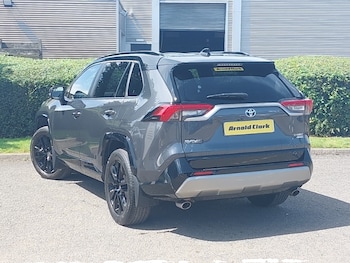 Used Toyota RAV4 2023 for sale - 79164857: Photo