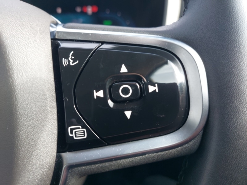 Used Volvo V60 2024 for sale - 77922139: Photo 17