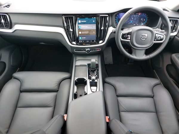 Used Volvo V60 2025 for sale - 76309194: Photo 2