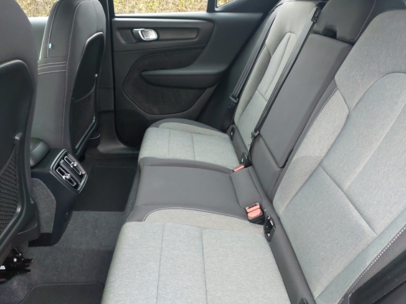 Used Volvo XC40 2023 for sale - 77751738: Photo 6