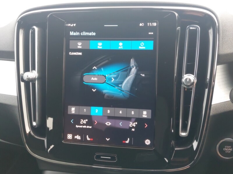 Used Volvo XC40 2023 for sale - 77852461: Photo 17