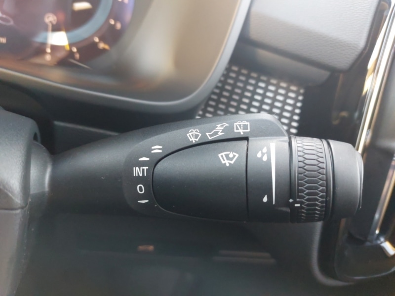 Used Volvo XC40 2025 for sale - 76954842: Photo 16