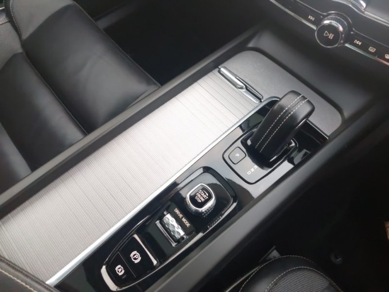 Used Volvo XC60 2020 for sale - 77035111: Photo 16