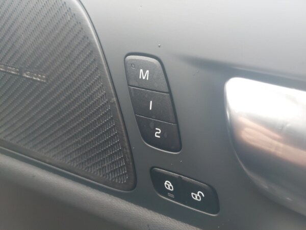 Used Volvo V60 2025 for sale - 74908000: Photo 12
