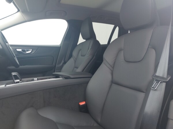 Used Volvo V60 2025 for sale - 74908000: Photo 5