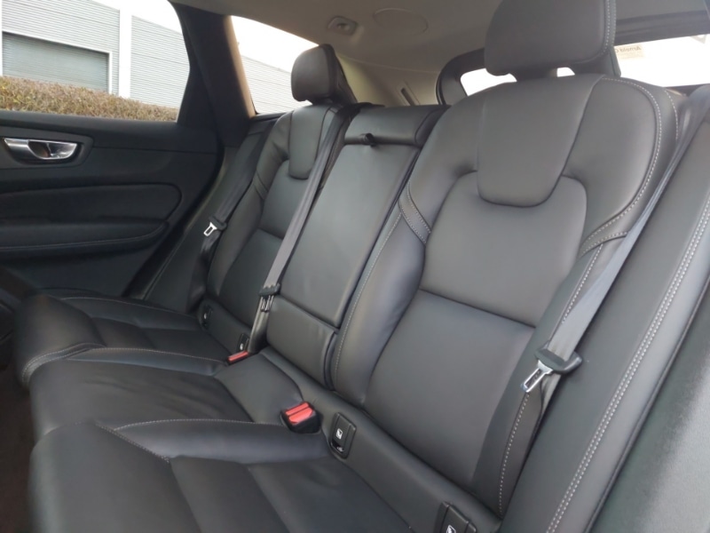 Used Volvo XC60 2025 for sale - 76880221: Photo 6