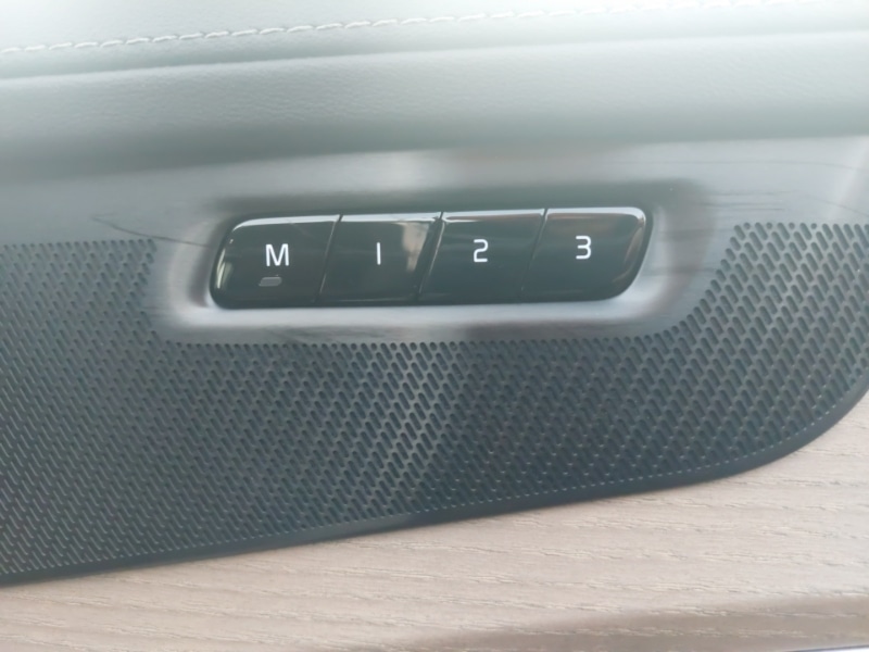 Used Volvo XC90 2025 for sale - 76687721: Photo 14