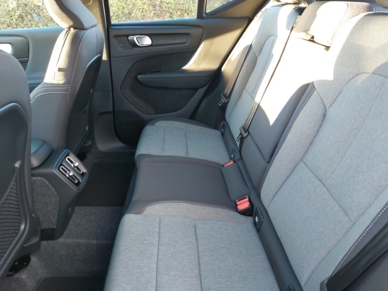 Used Volvo XC40 2025 for sale - 76639028: Photo 6